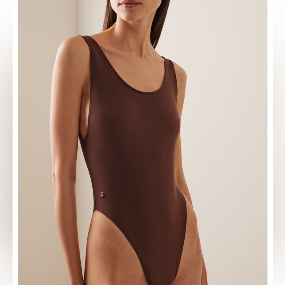 Éterne

Exclusive Bella Tank One-Piece Swimsuit